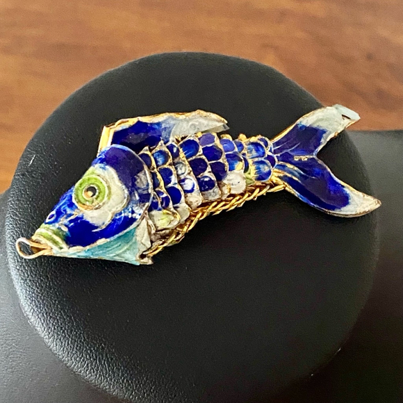 Vintage Cloisonné Movable Carp/ Fish Pendant - Picture 4 of 5